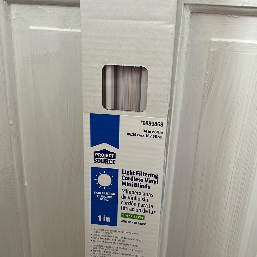 Brand new cordless mini blind. 1 inch slat. Measures 34inx64in.